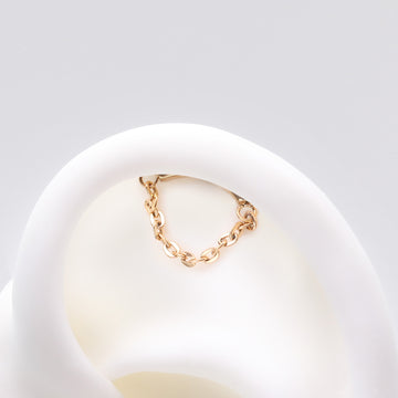 Detail View 1 of Implant Grade Titanium Golden Modern Curve Chained Internally Threaded Labret